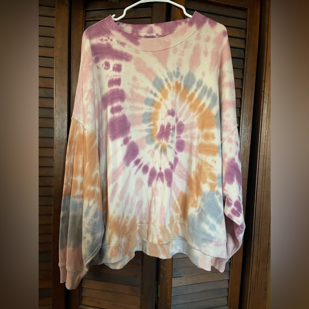 American Eagle Tie Dye Sweatshirt